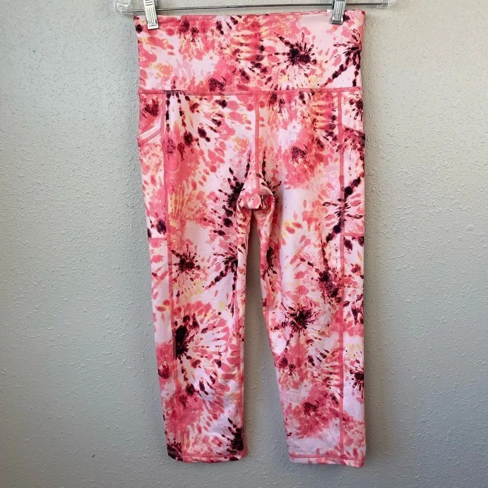 NWT Ideology Cropped Leggings Sizes S